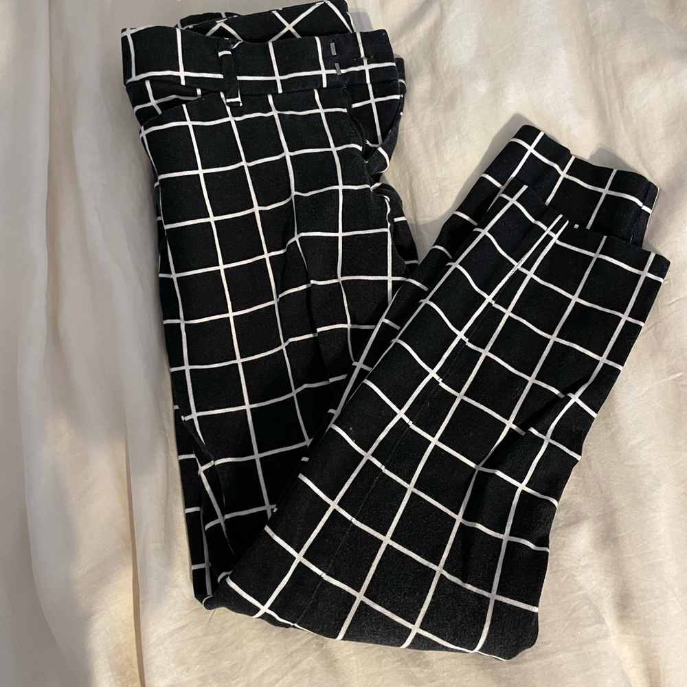 Old Navy Pixie Pants | Size 4